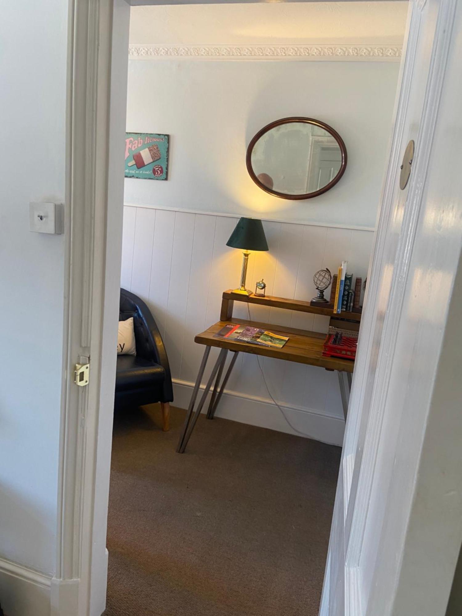 Deluxe Three Bed Bnb In Henley-On-Thames Near Station River & Town Centre Екстериор снимка